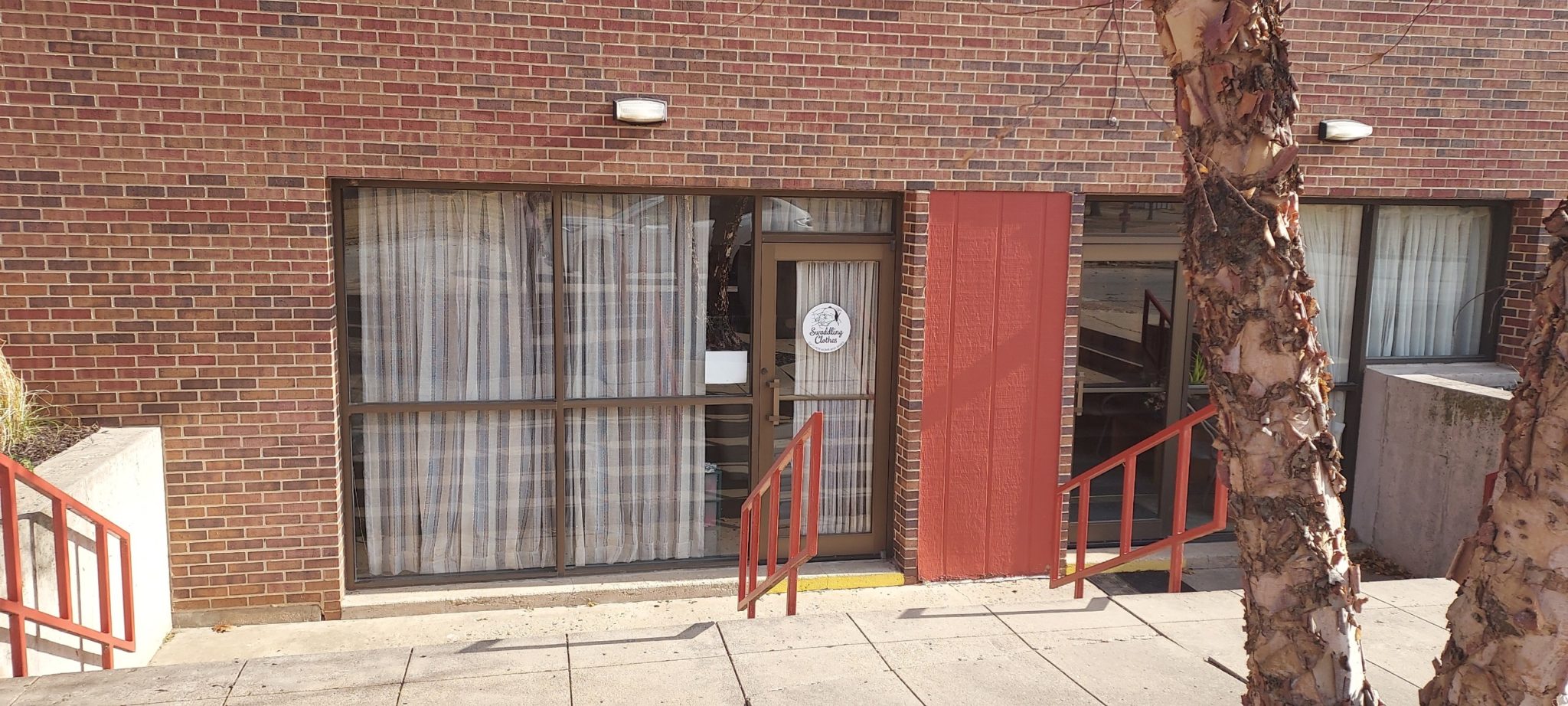 Greenleaf, Kansas Swaddling Clothes